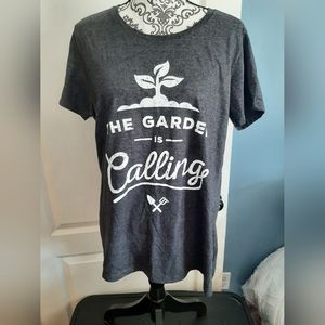 "The Garden is Calling" t-shirt size 2x